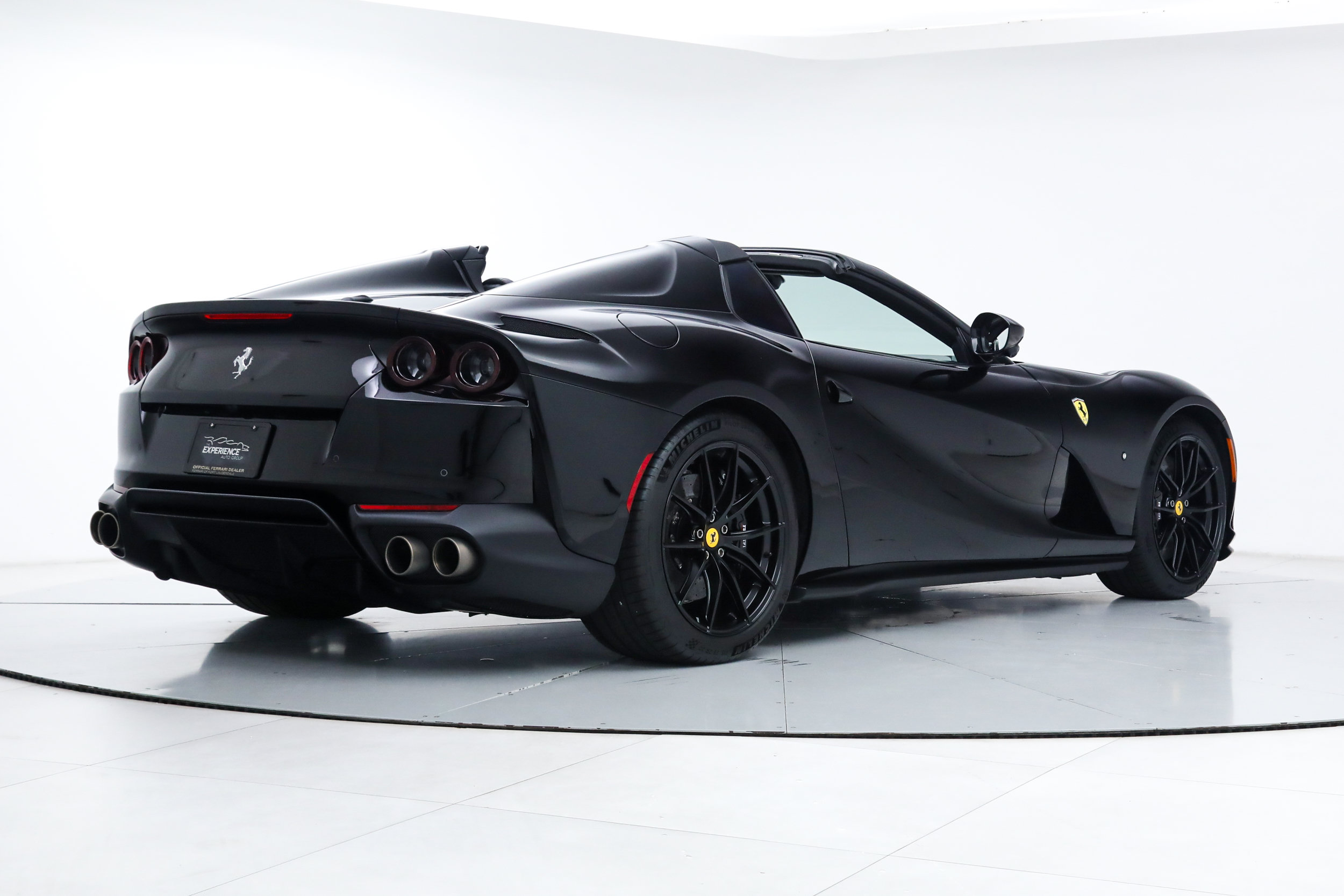 Certified 2021 Ferrari 812 GTS RWD image 3