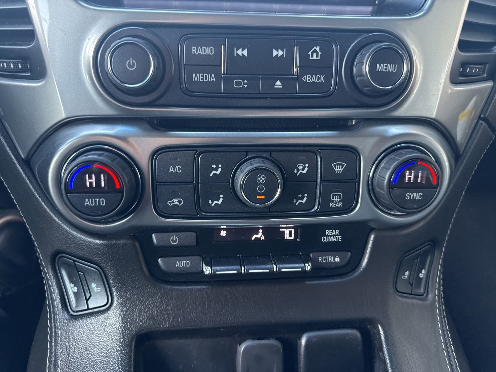 Used 2019 Chevrolet Tahoe LT w/ LT Signature Package image 27