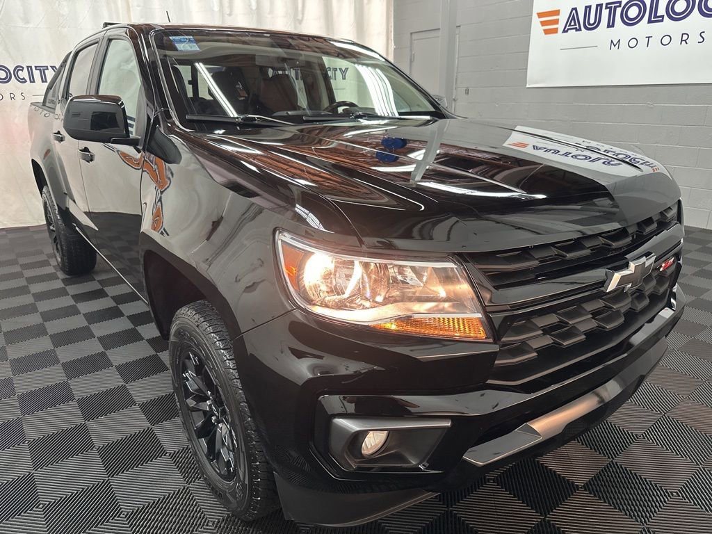 Used 2022 Chevrolet Colorado Z71 w/ Trail Boss Package AWD/4WD image 2