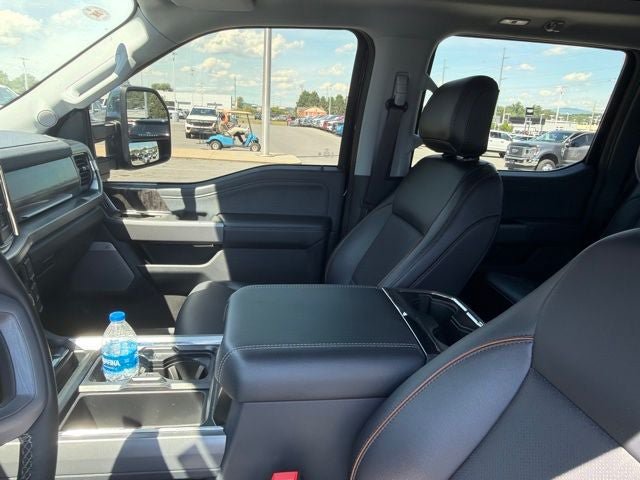 Used 2025 Ford F350 Lariat w/ Lariat Ultimate Package AWD/4WD image 9