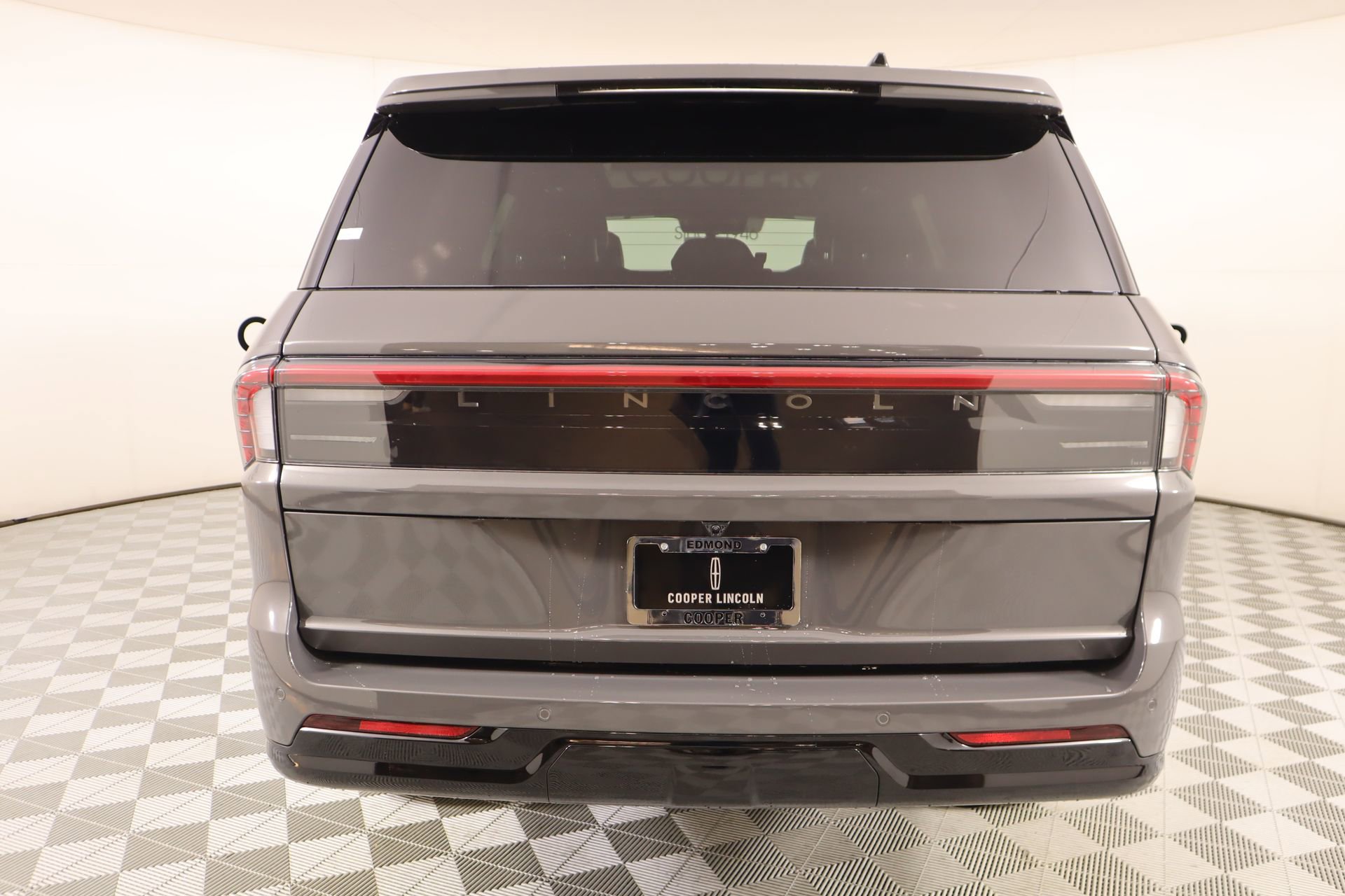 New 2026 Lincoln Navigator Black Label image 24