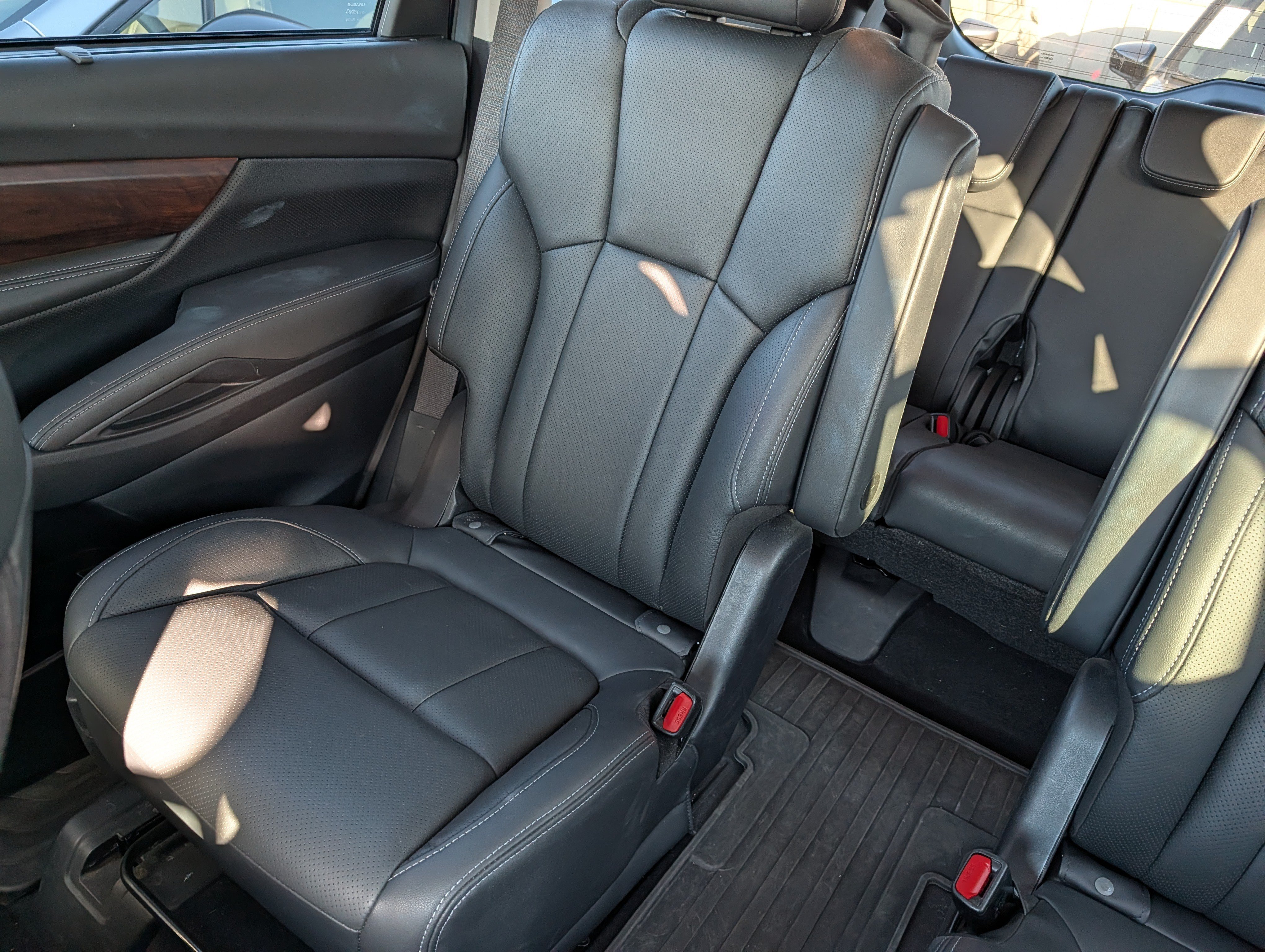 Used 2024 Subaru Ascent Touring AWD/4WD image 12