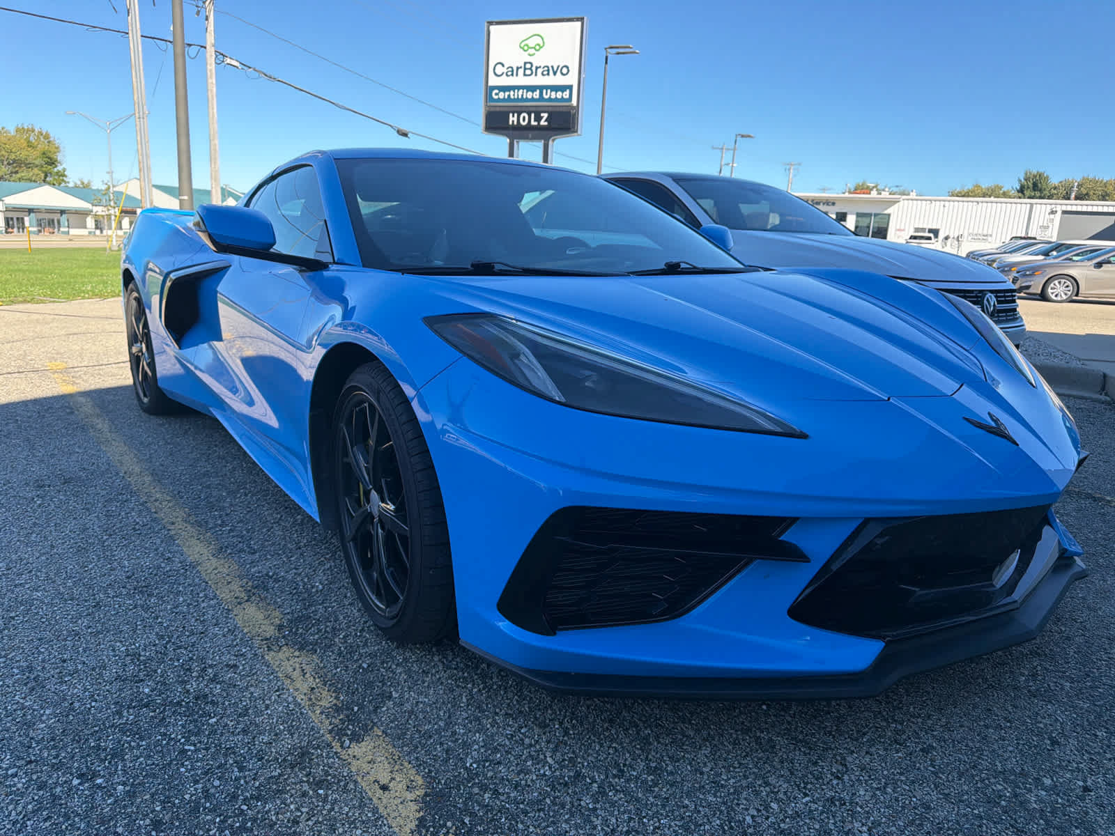 Used 2022 Chevrolet Corvette Stingray Preferred Cpe w/ Z51 Performance Package RWD image 3