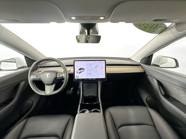 Used 2020 Tesla Model Y AWD image 3