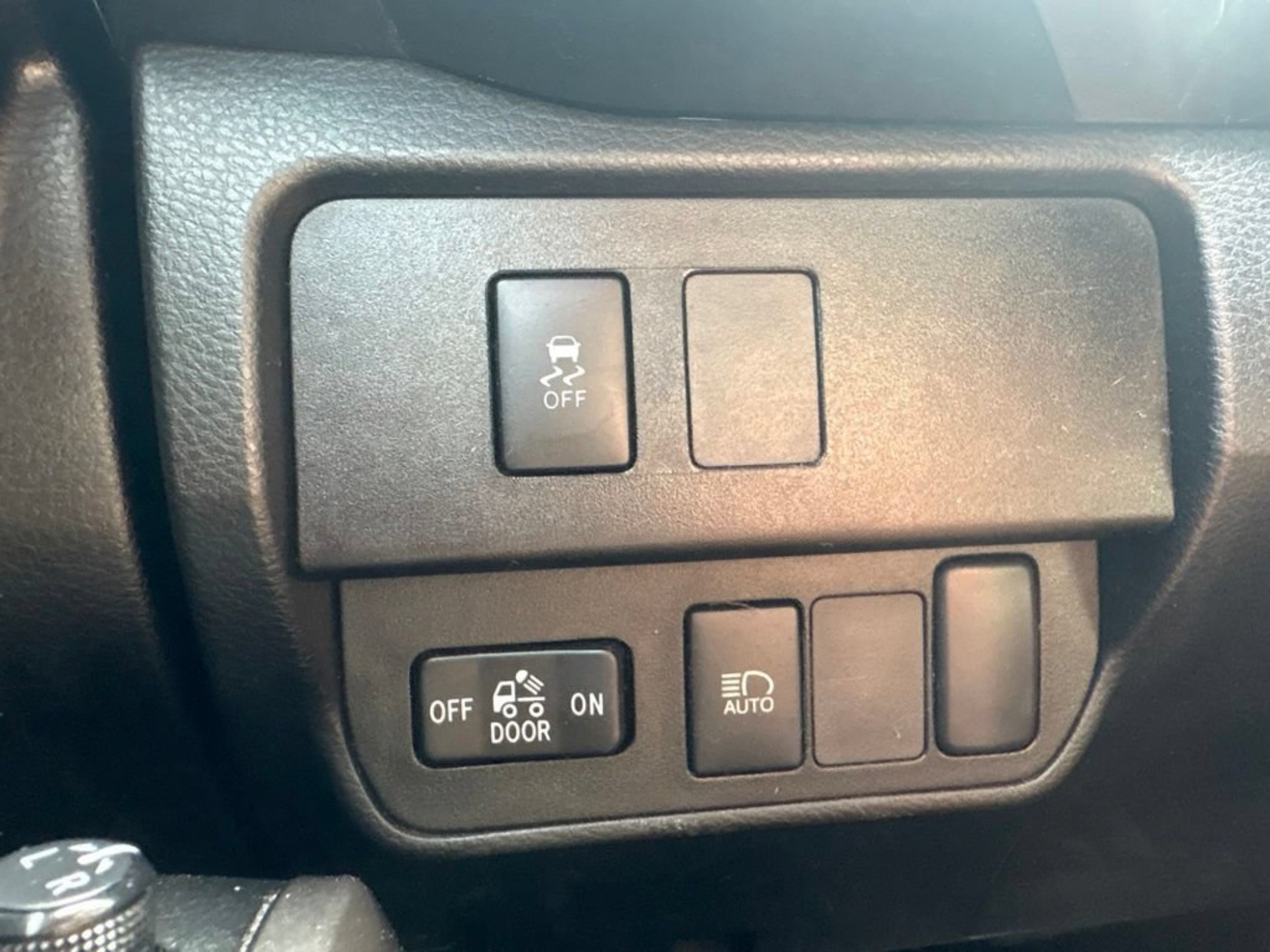 Certified 2021 Toyota Tacoma SR5 RWD image 18