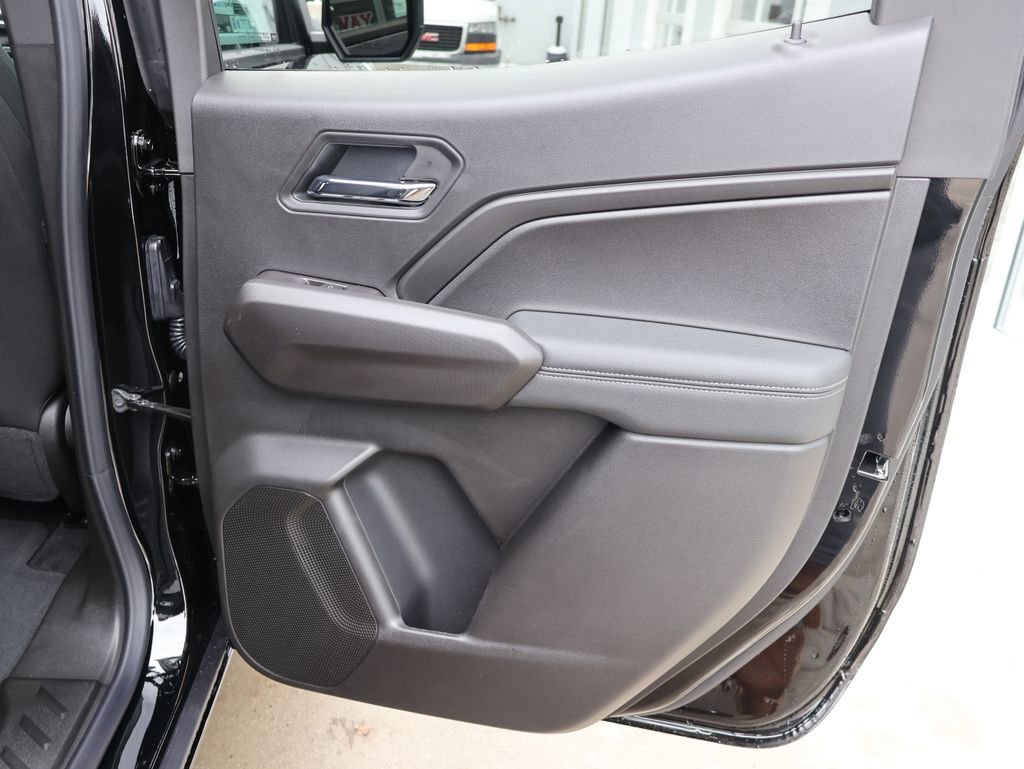 New 2026 GMC Canyon Elevation w/ Convenience Package image 32