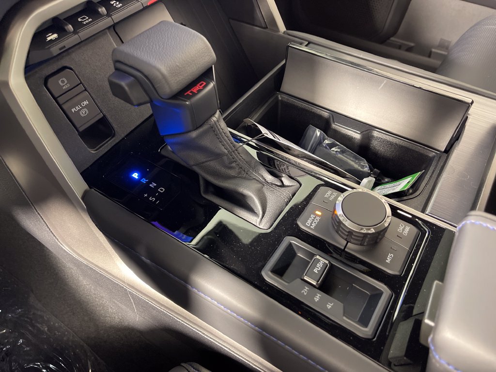 New 2026 Toyota Tundra Platinum w/ TRD Off-Road Package AWD/4WD image 22