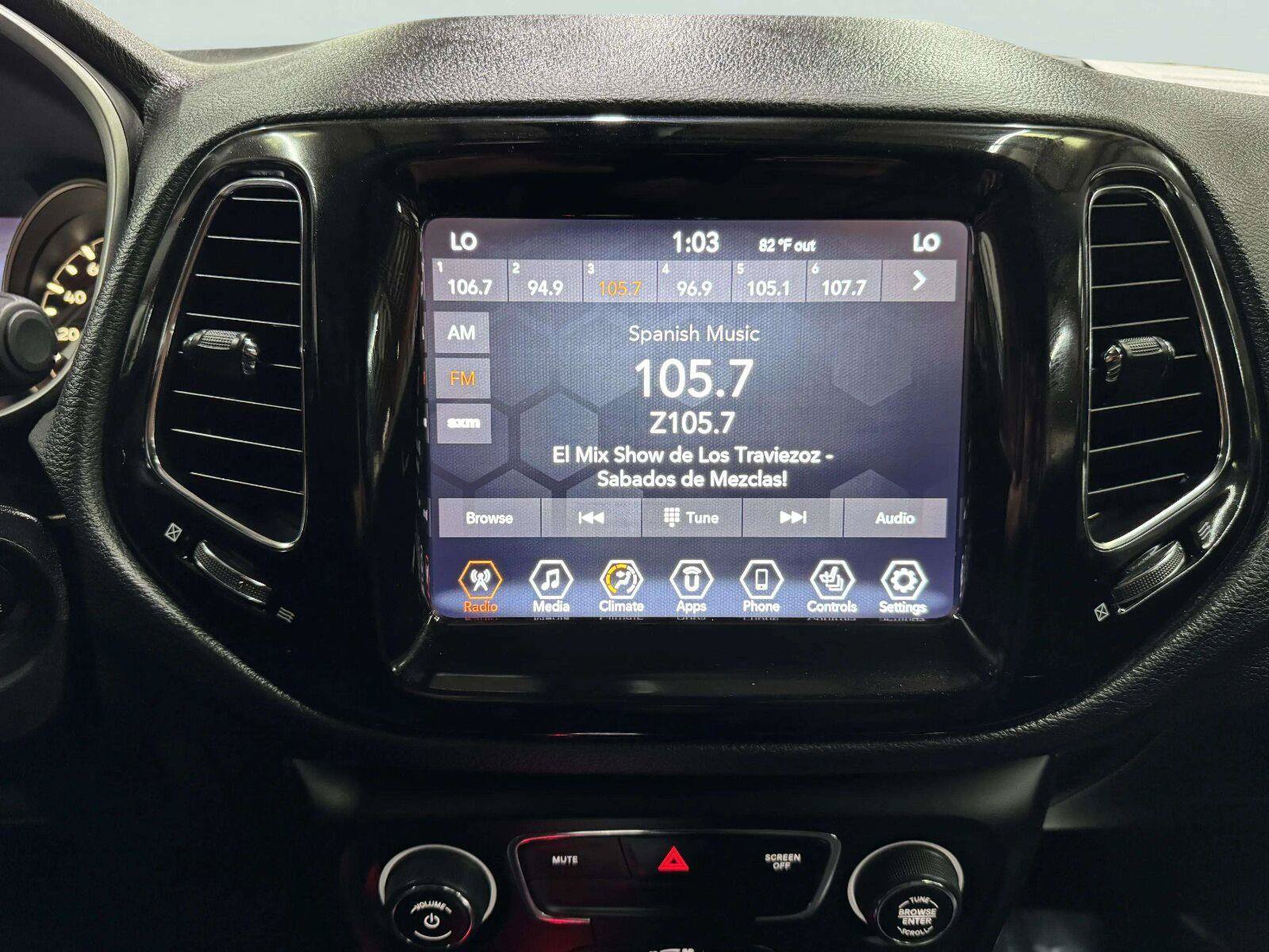 Used 2019 Jeep Compass Limited AWD/4WD image 36