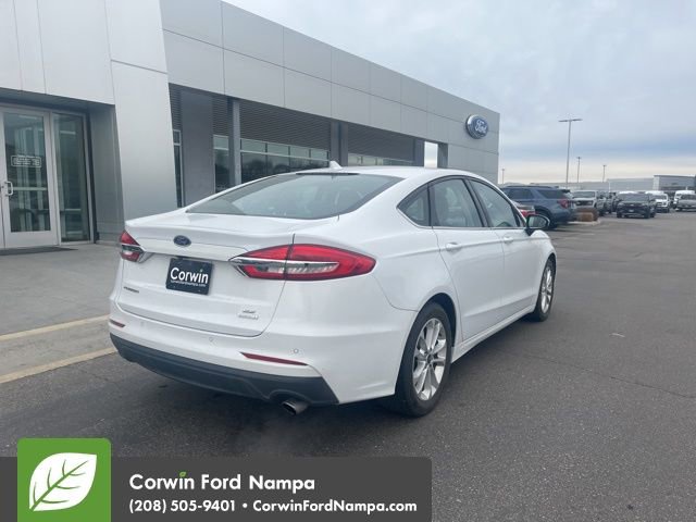 Used 2019 Ford Fusion SE image 5
