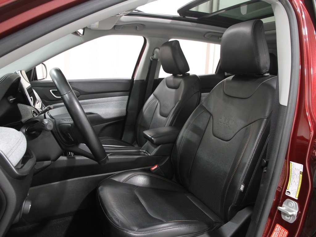 Used 2022 Jeep Compass Latitude w/ Sun and Sound Group image 5