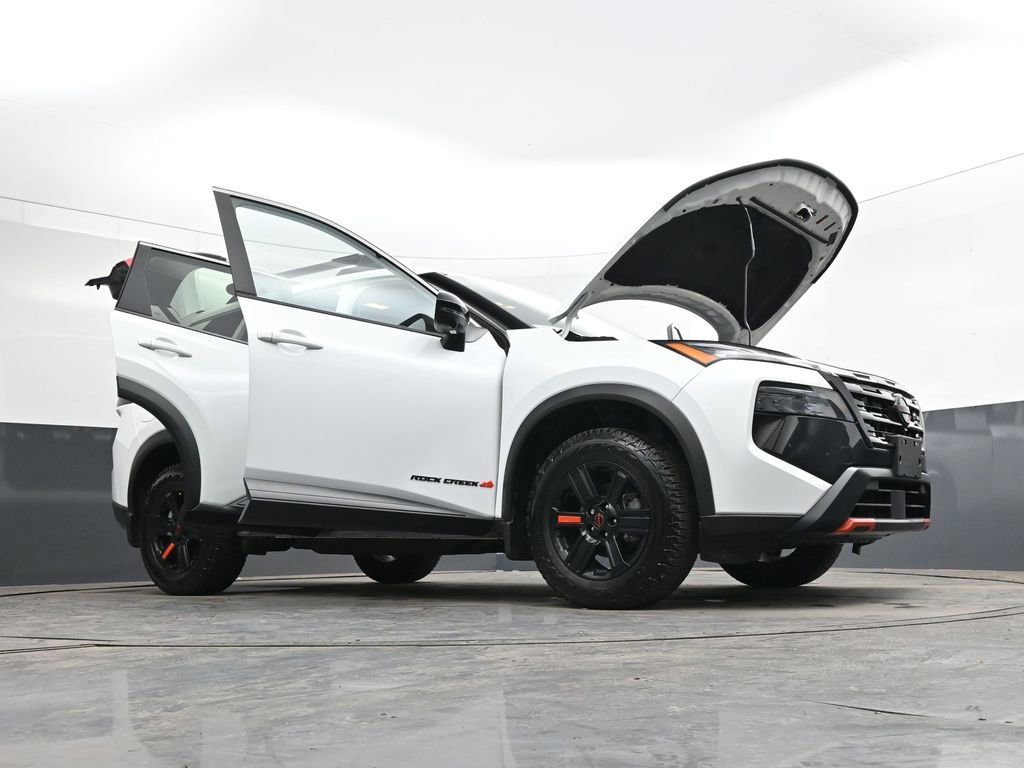 Used 2025 Nissan Rogue SV w/ Rock Creek Premium Package image 37