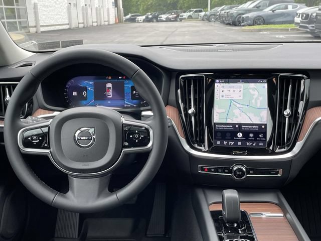 Used 2024 Volvo V60 B5 Cross Country Plus w/ Climate Package AWD/4WD image 21