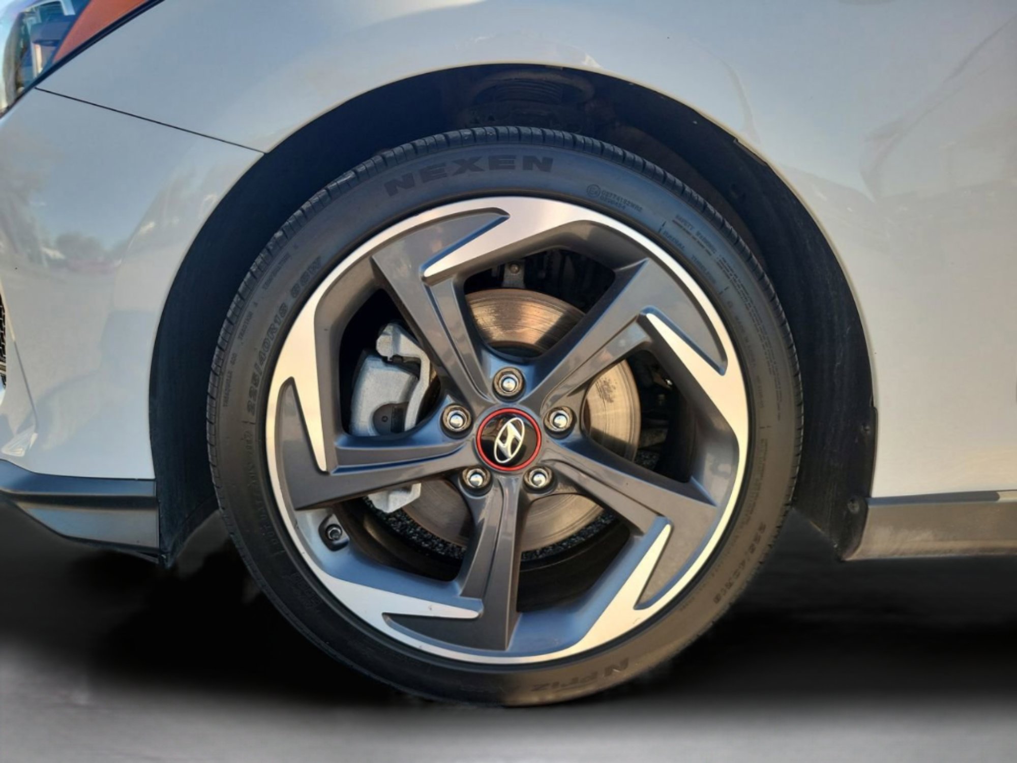 Used 2019 Hyundai Veloster Turbo Ultimate image 30