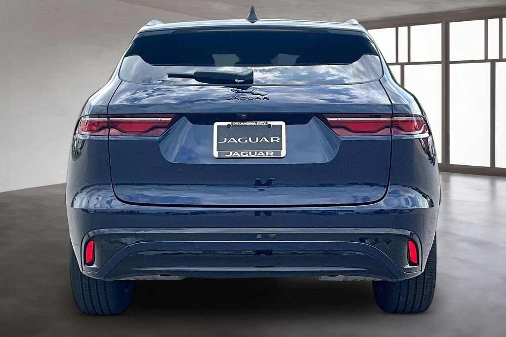 Used 2025 Jaguar F-PACE R-Dynamic S image 4