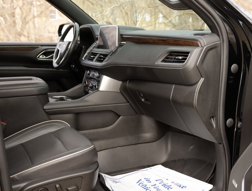 Used 2021 Chevrolet Tahoe Premier w/ Premium Package image 38