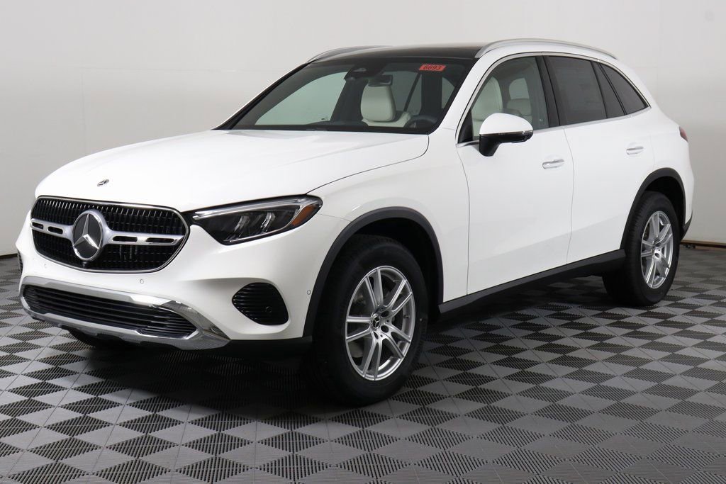 Certified 2025 Mercedes-Benz GLC 300 4MATIC image 7