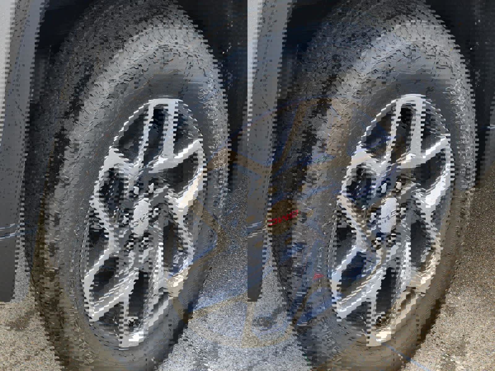 New 2026 GMC Sierra 1500 SLT image 5