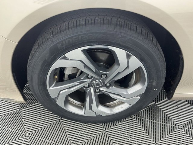 Certified 2020 Honda Accord EX-L image 37