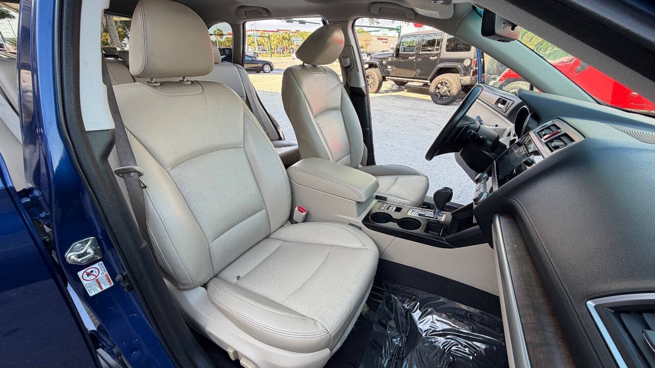 Used 2017 Subaru Outback 2.5i Limited AWD/4WD image 10