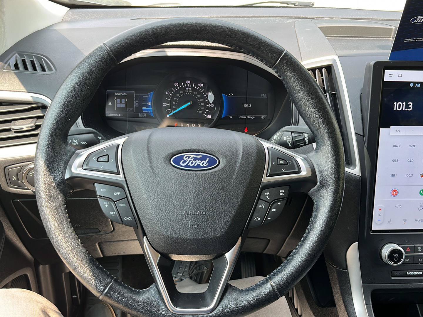 Used 2023 Ford Edge SEL AWD/4WD image 18