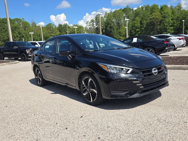 Used 2024 Nissan Versa SR FWD image 2
