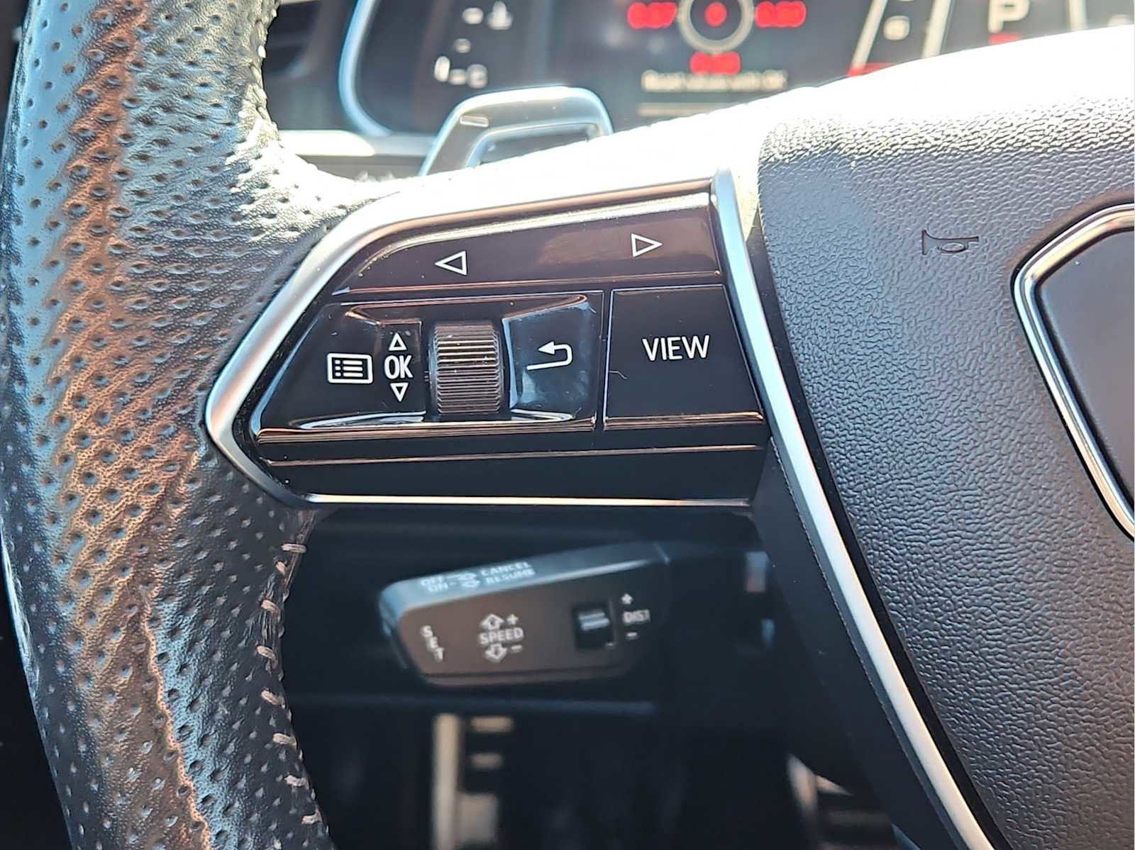 Certified 2021 Audi RS 6 w/ Carbon Optic Package image 20