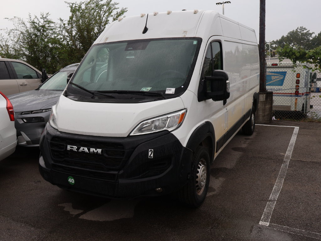 Used 2025 RAM ProMaster 2500 w/ Convenience Group FWD image 14