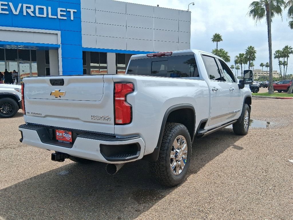 New 2026 Chevrolet Silverado 2500 High Country w/ High Country Premium Package AWD/4WD image 4