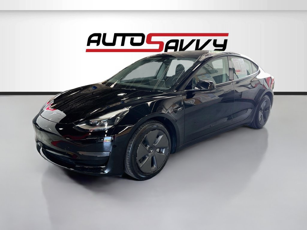 Used 2023 Tesla Model 3 Standard Range RWD image 3