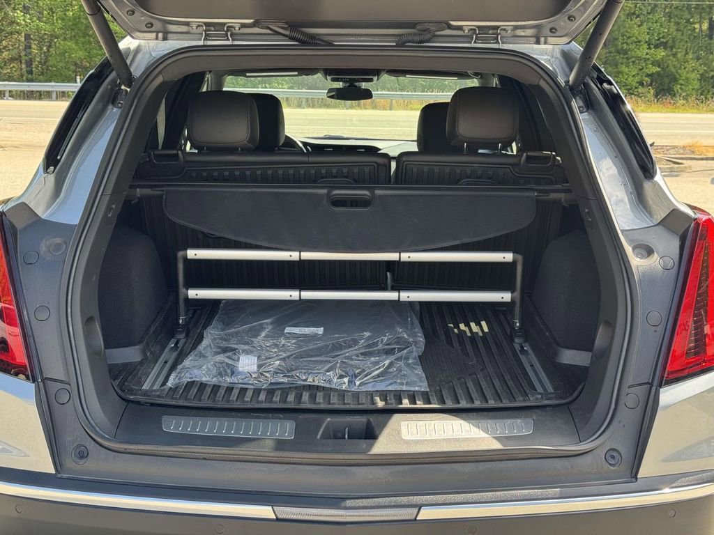 Used 2024 Cadillac XT5 Premium Luxury AWD/4WD image 15