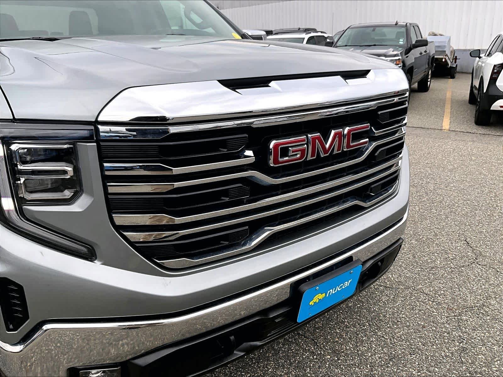 Used 2025 GMC Sierra 1500 SLT AWD/4WD image 31