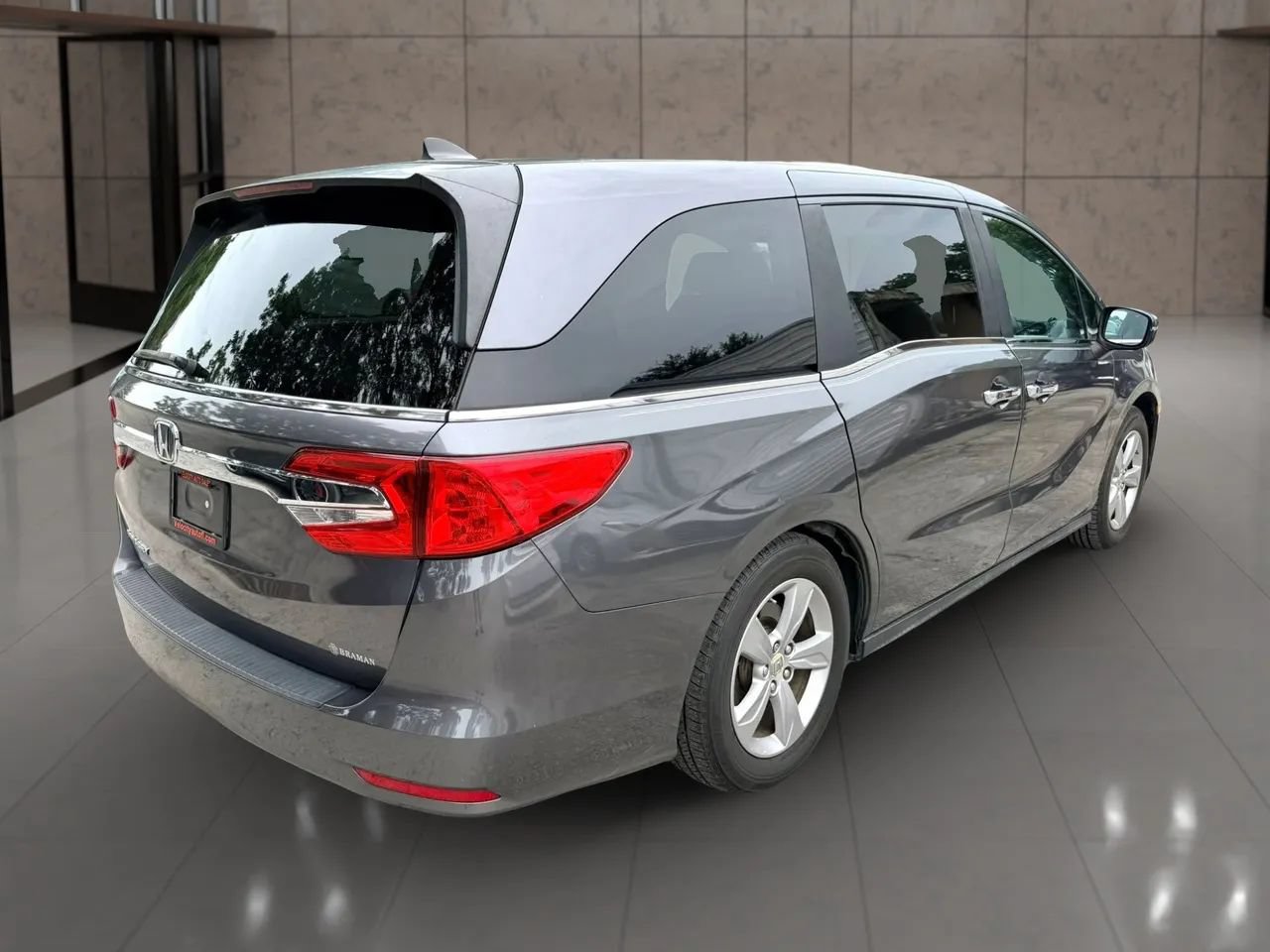 Used 2019 Honda Odyssey EX-L image 3