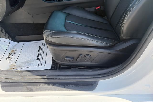 Used 2024 Kia K5 GT-Line AWD/4WD image 18