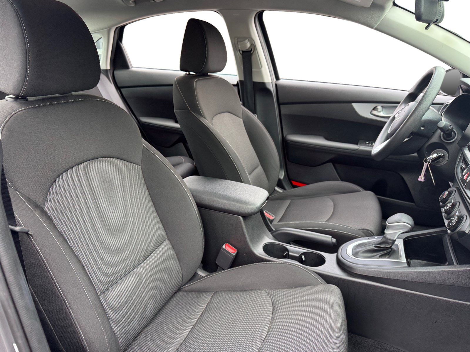 Used 2023 Kia Forte LXS w/ LXS Technology Package FWD image 15