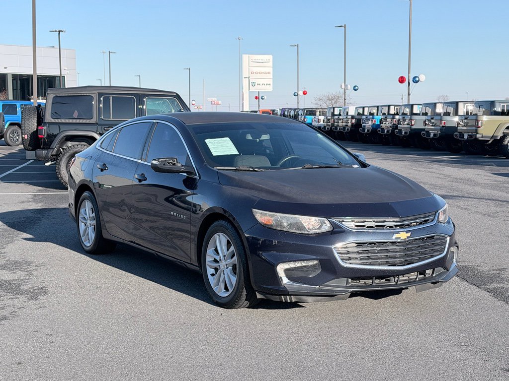 Used 2016 Chevrolet Malibu LT image 2