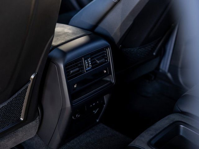 Certified 2024 Porsche Cayenne Turbo GT image 34