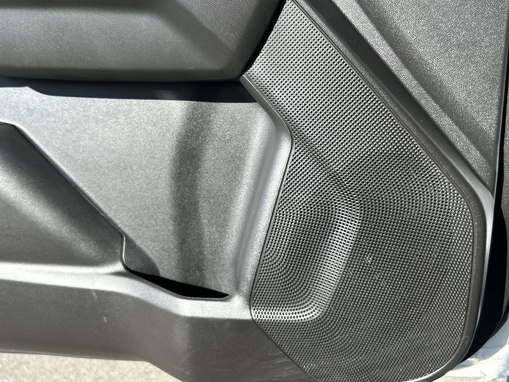 Used 2026 GMC Canyon Elevation image 24