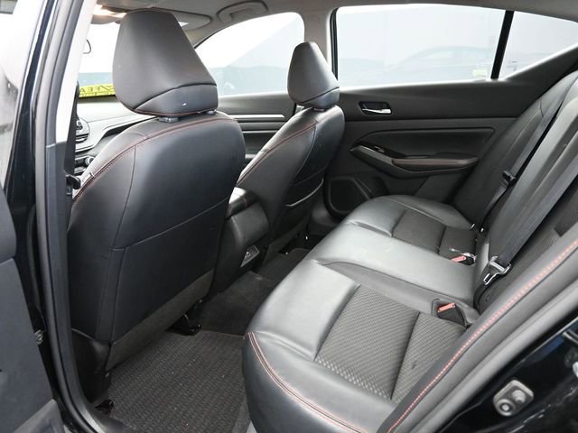 Used 2024 Nissan Altima 2.5 SR image 17