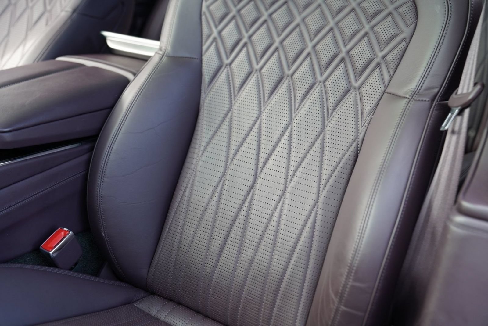 Used 2023 Bentley Flying Spur S V8 AWD/4WD image 50