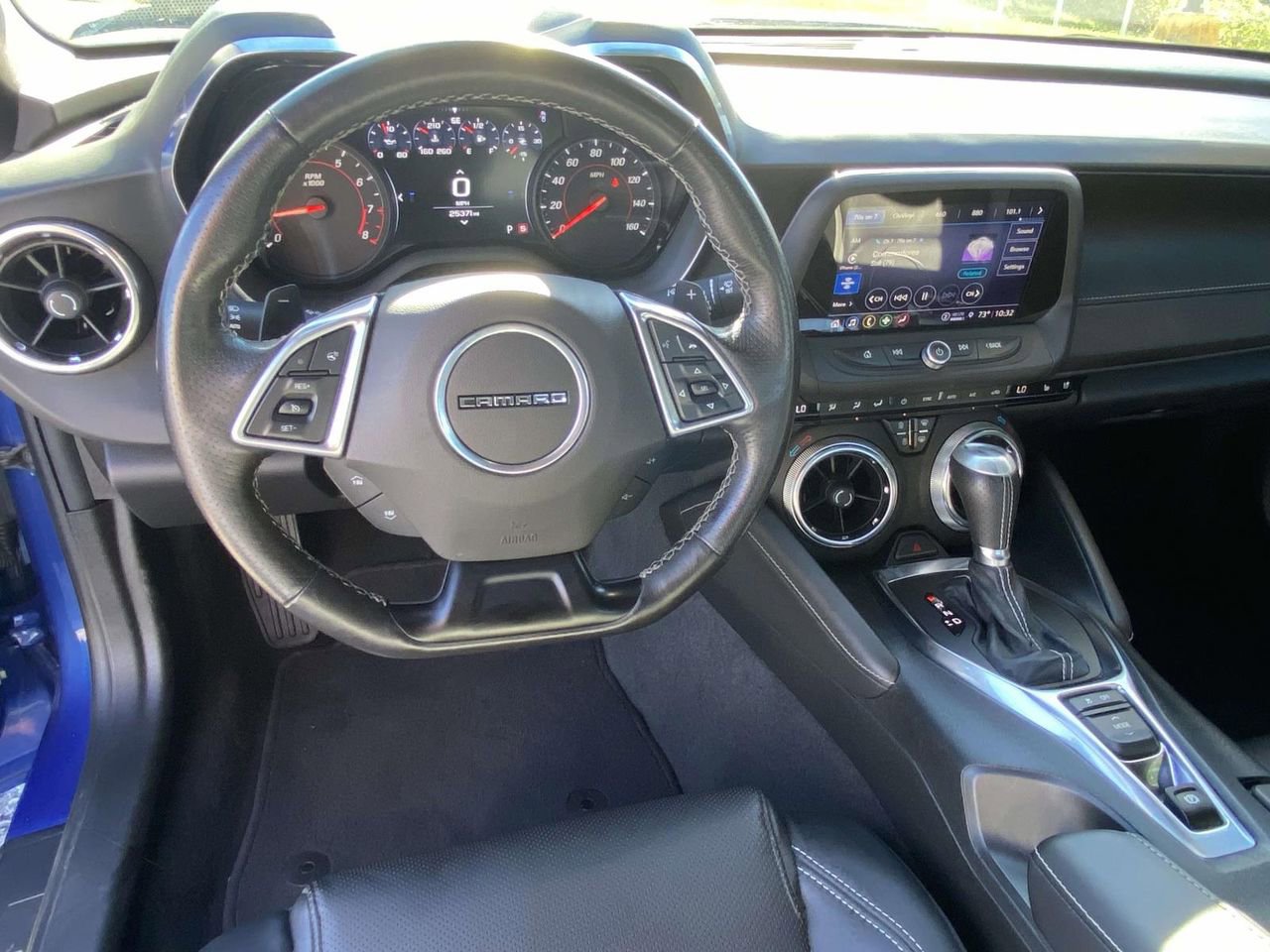 Used 2023 Chevrolet Camaro LT image 10