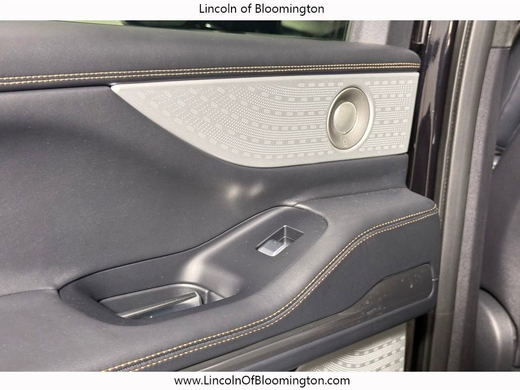 Used 2025 Lincoln Navigator Black Label image 52