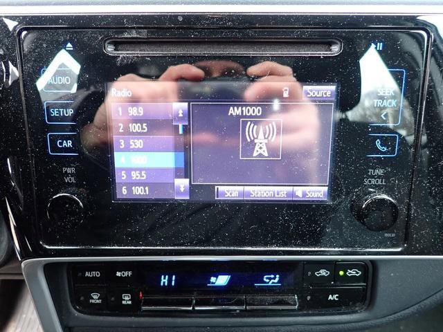 Certified 2018 Toyota Corolla LE image 14