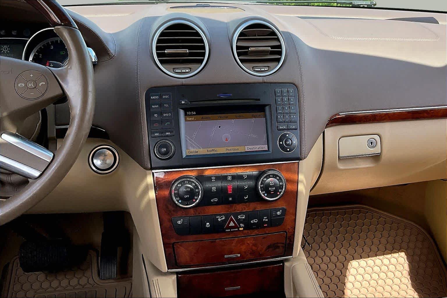 Used 2012 Mercedes-Benz GL 450 4MATIC image 6