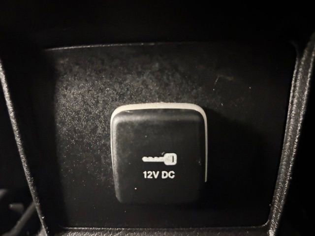 Used 2024 Jeep Compass Latitude image 14