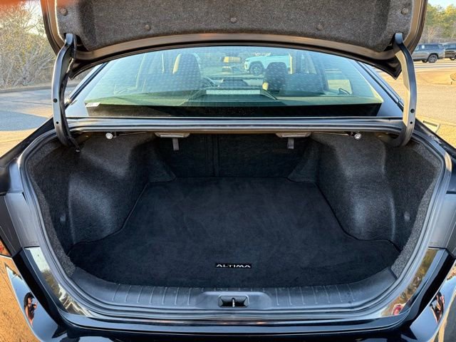 Used 2024 Nissan Altima 2.5 SV image 31