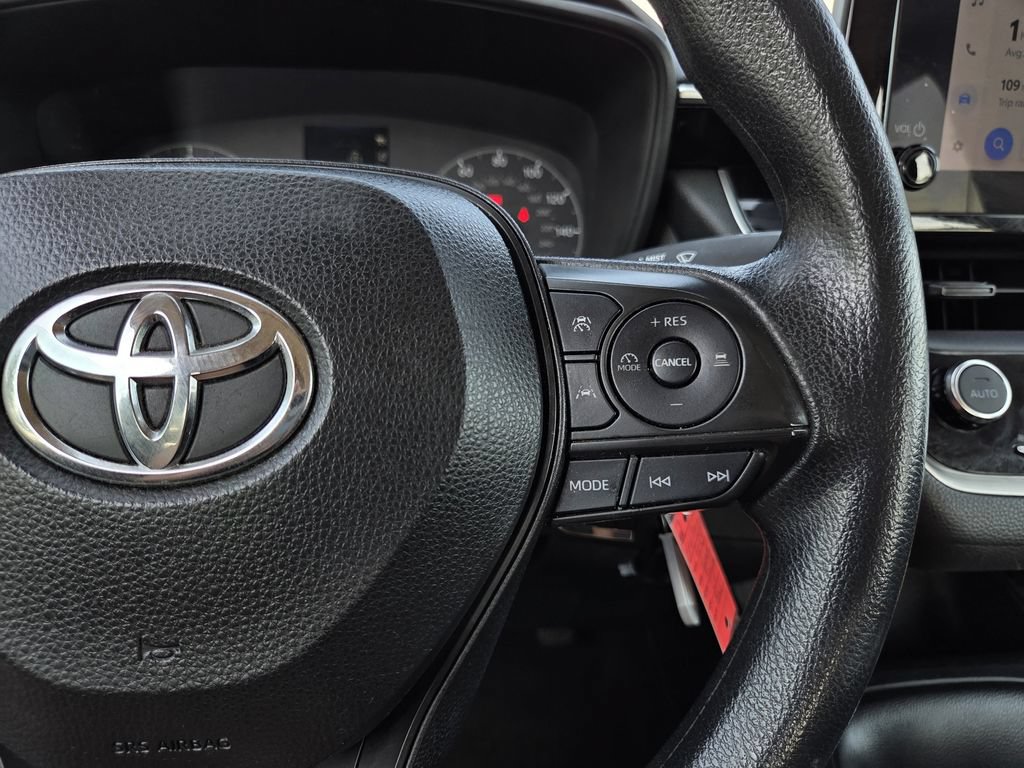 Used 2023 Toyota Corolla LE FWD image 26