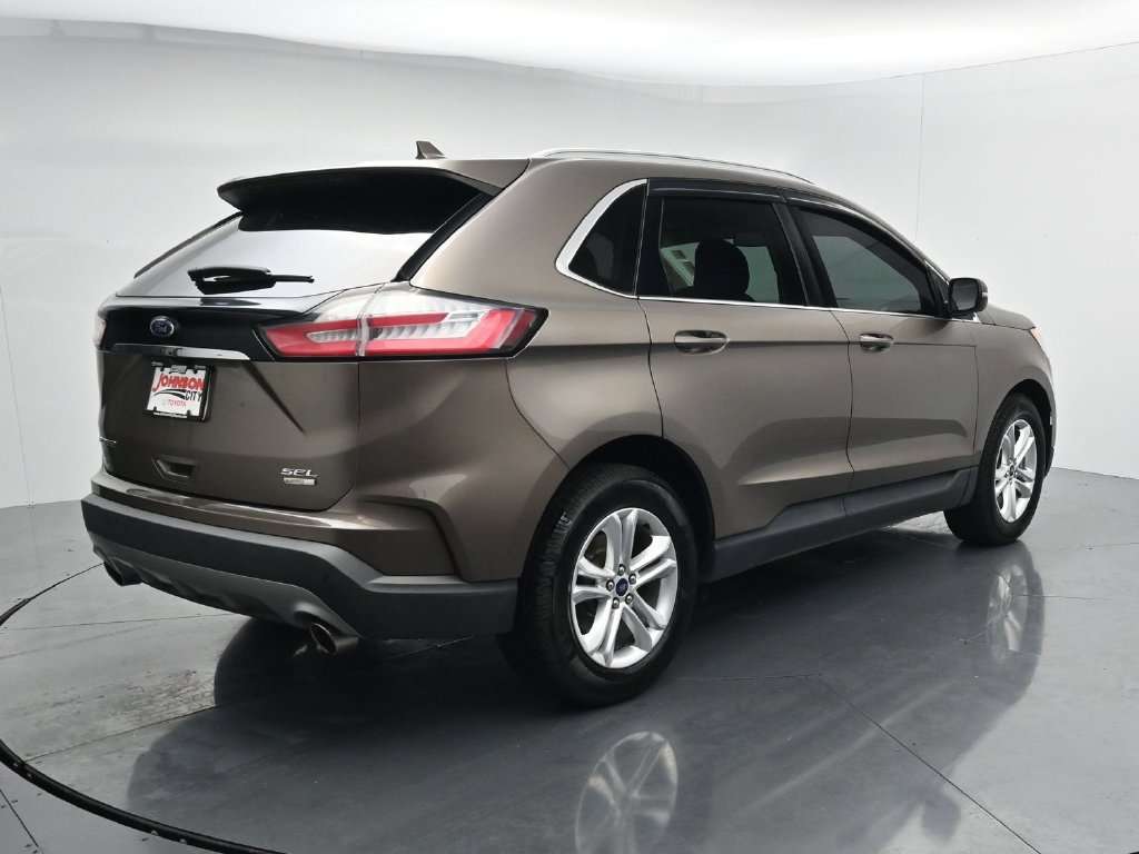 Used 2019 Ford Edge SEL AWD/4WD image 7
