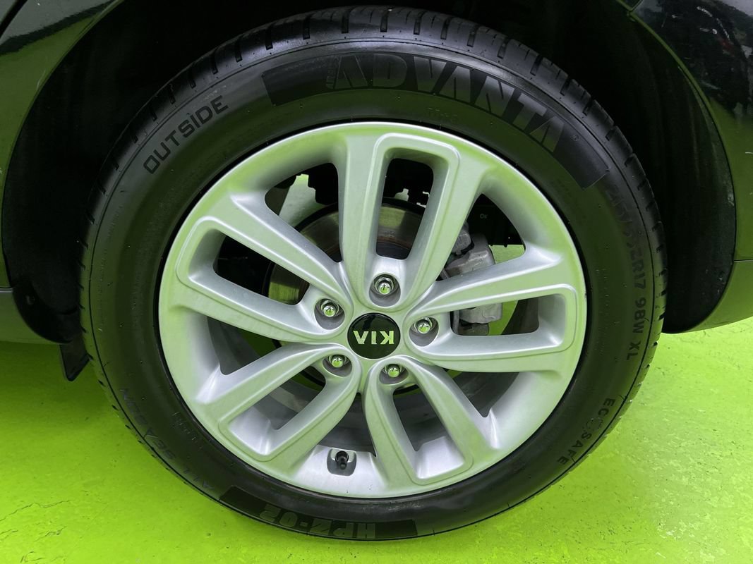 Used 2018 Kia Soul + w/ Audio Package FWD image 15