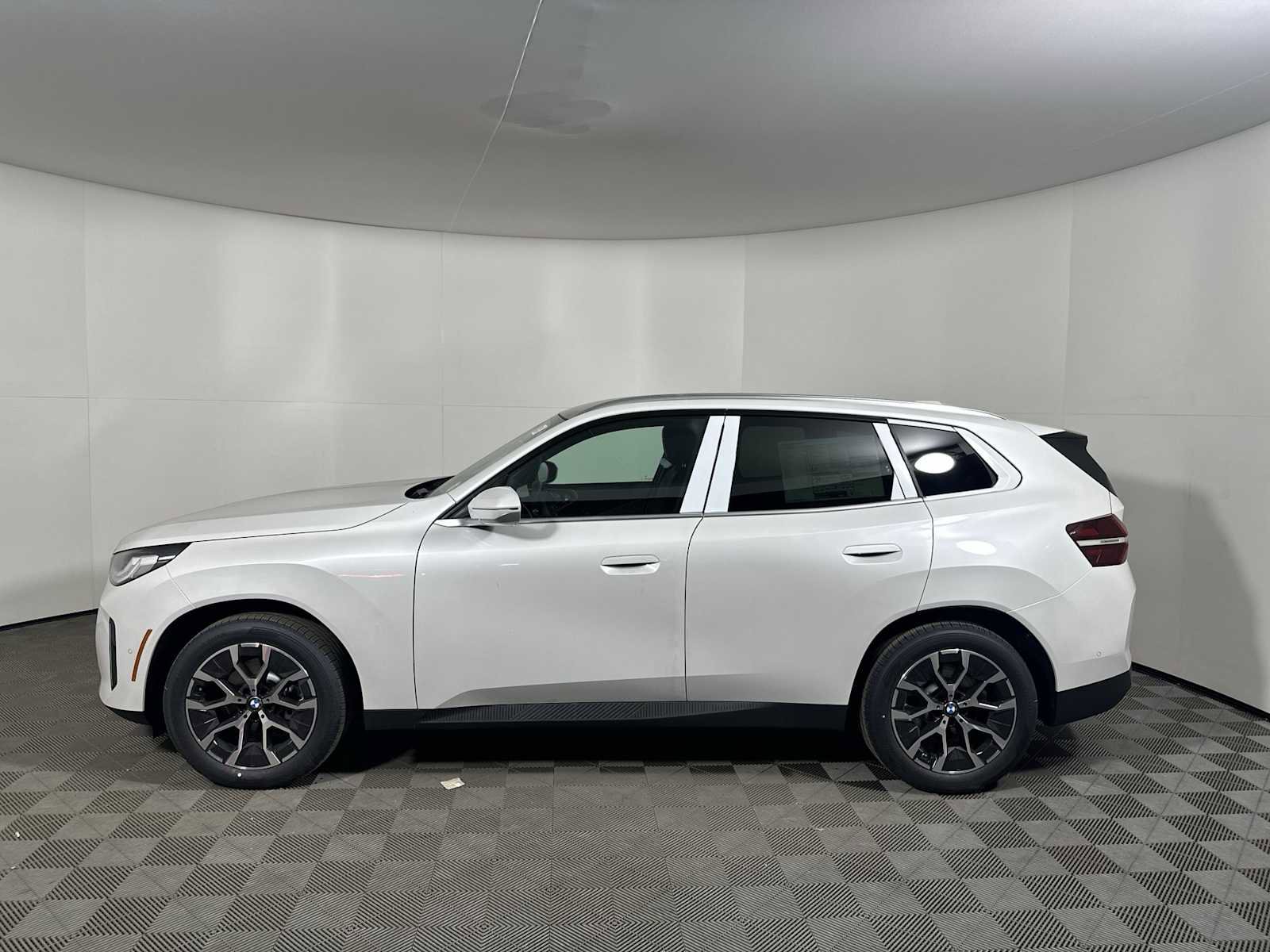 New 2026 BMW X3 xDrive30 w/ Convenience Package image 4