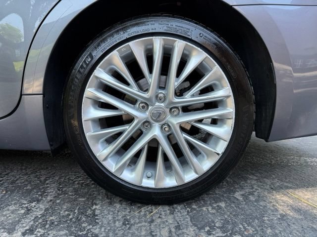 Used 2014 Lexus ES 350 w/ Luxury Package FWD image 28